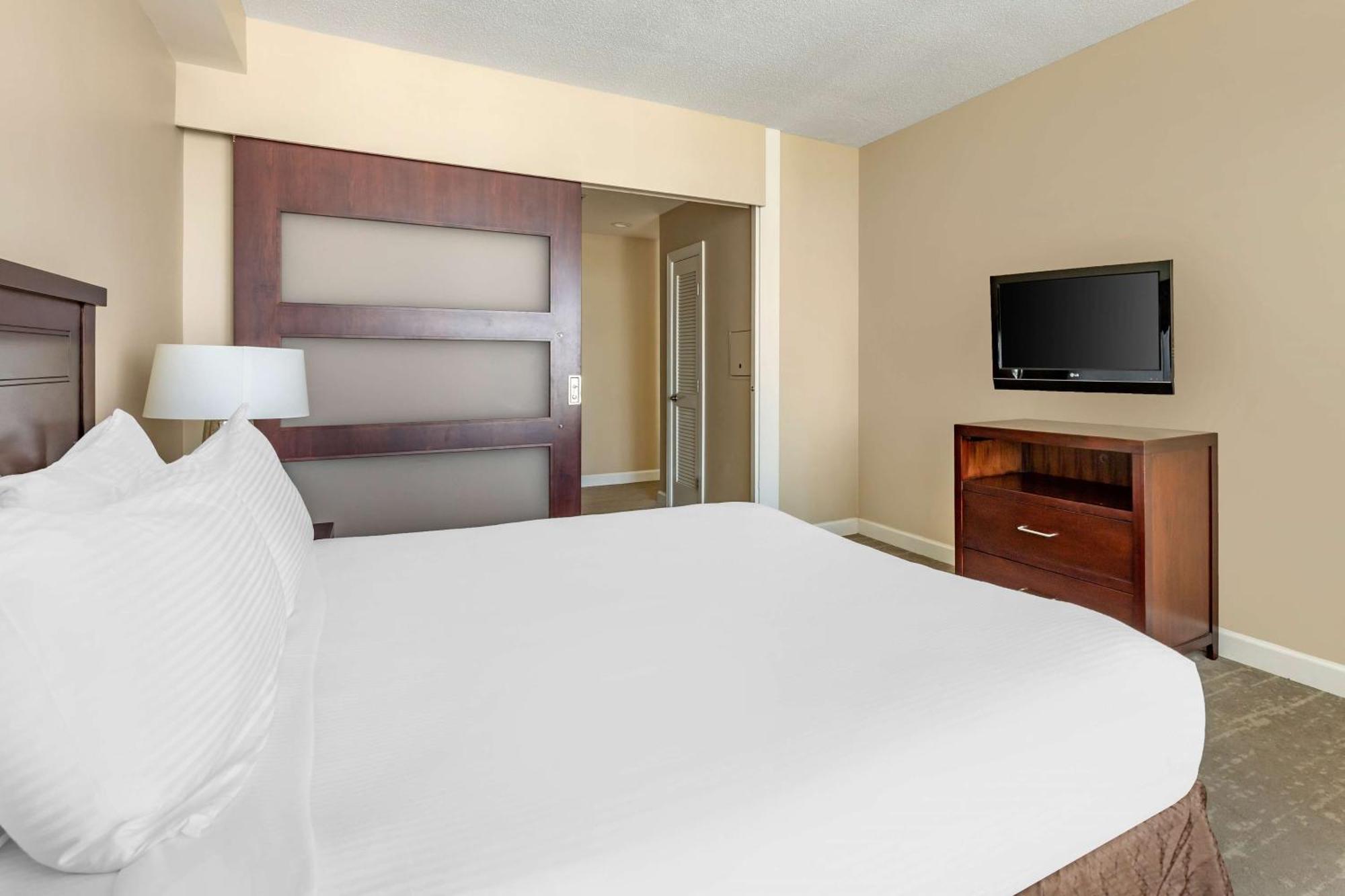 โอเชียน บีช คลับ รีสอร์ต Aparthotel เวอร์จิเนียบีช ภายนอก รูปภาพ